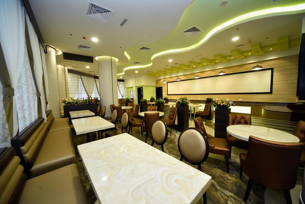 Alain Hotel Ajman Exterior foto